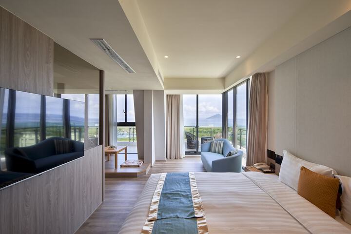 Room 32 of 75