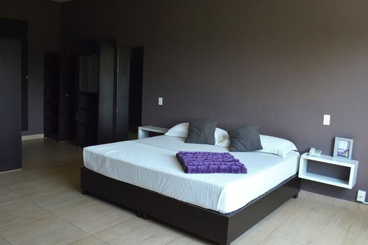 Room 75 of 165