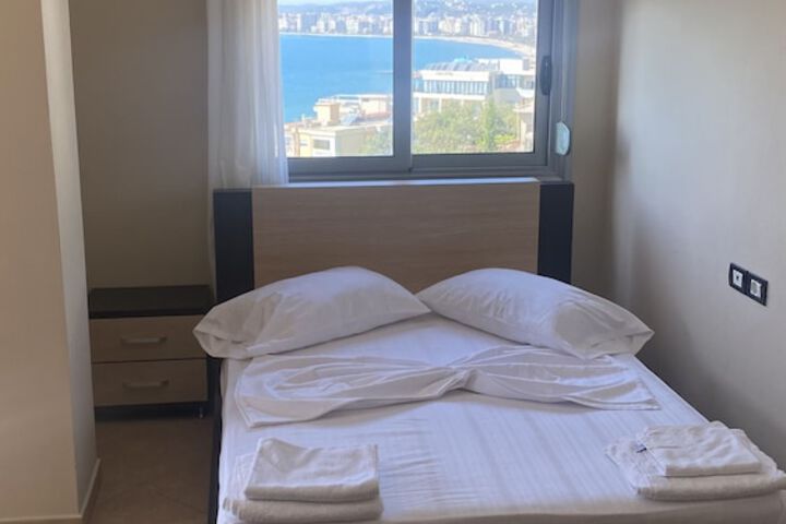 Room 9 of 54