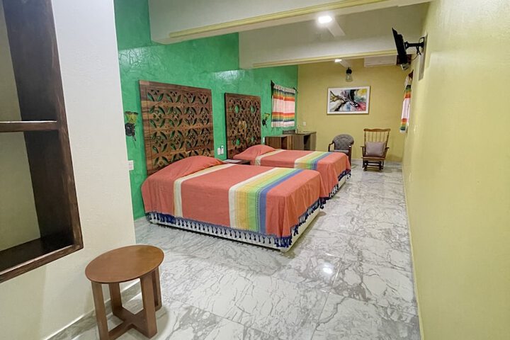 Room 24 of 47