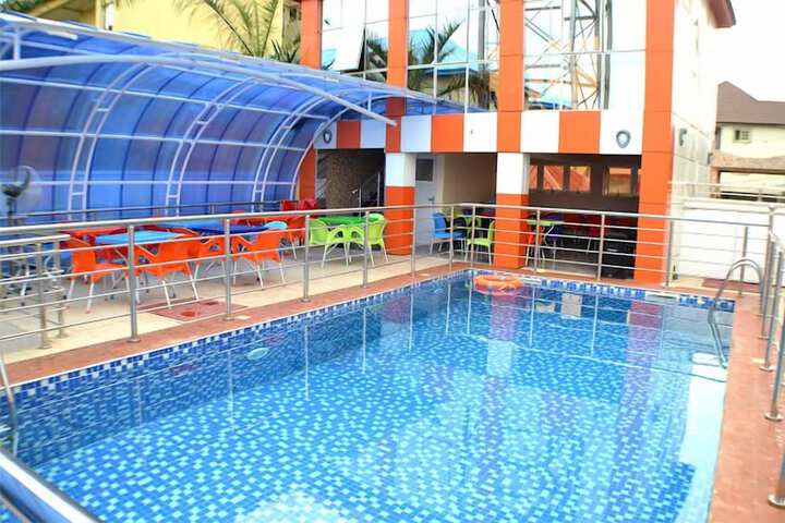 Pool 6 of 30