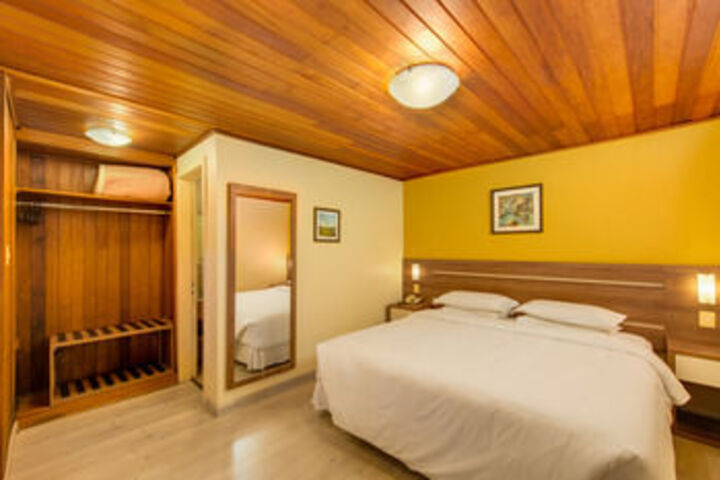 Room 22 of 40