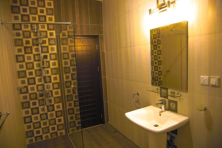 Room 63 of 105