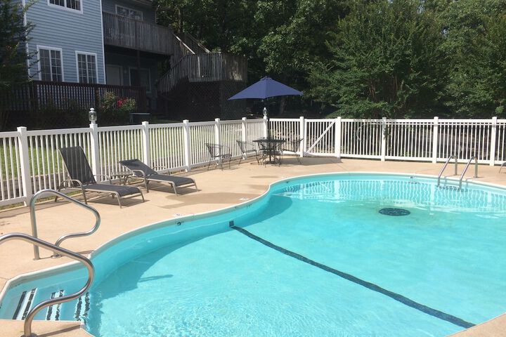 Pool 24 of 41