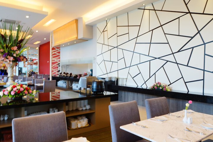 Dining 98 of 148
