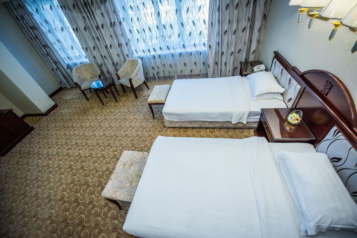Room 15 of 87