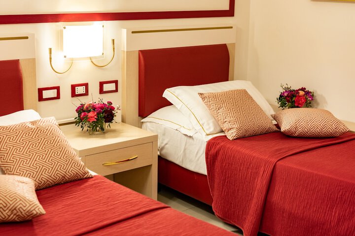Room 16 of 49