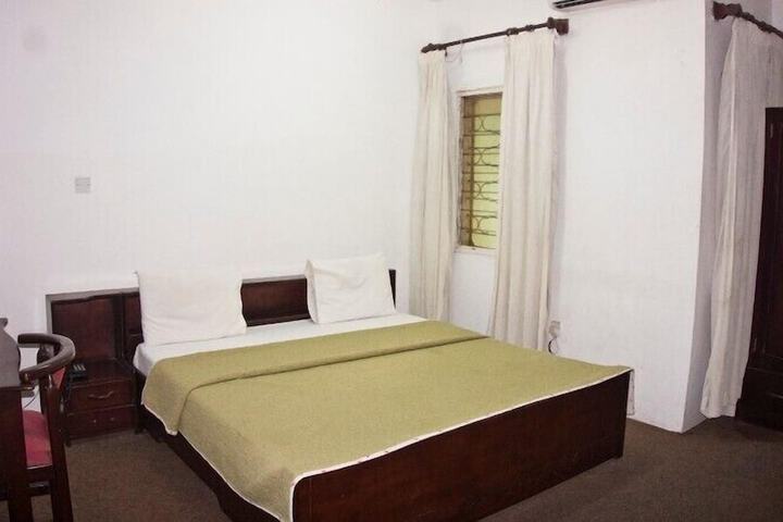 Room 10 of 45