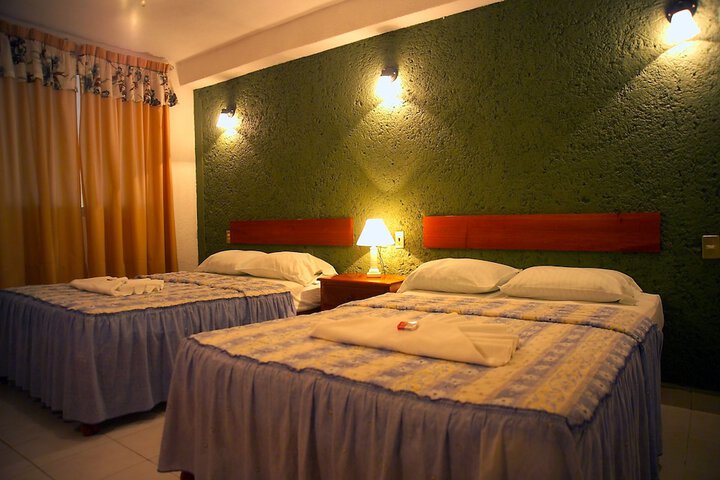 Room 4 of 24