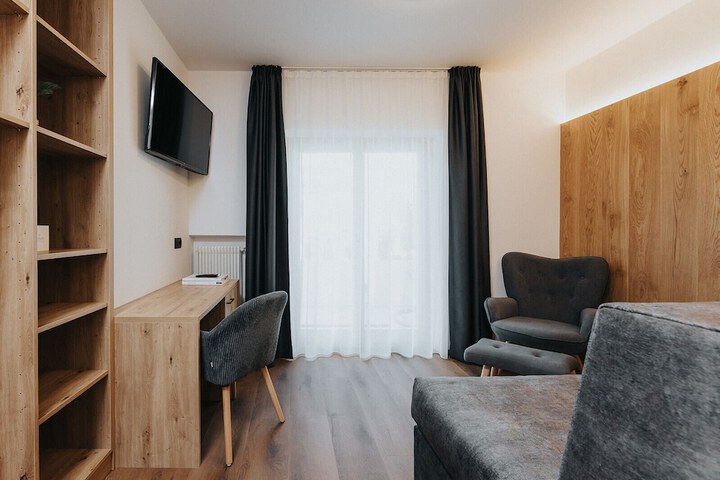 Room 20 of 76