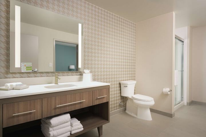Bathroom shower