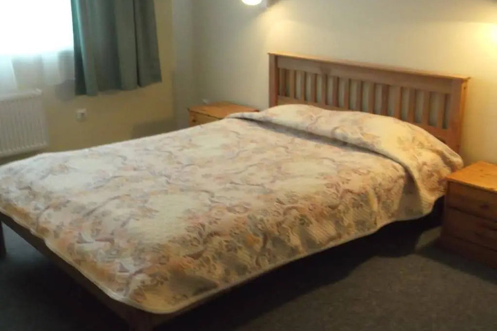 Room 3 of 20