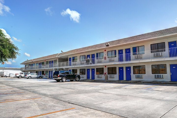 Hotel 33 of 42