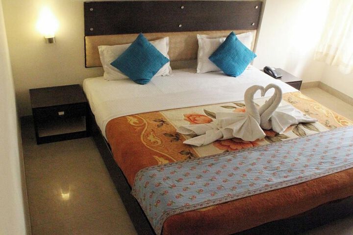 Room 10 of 52