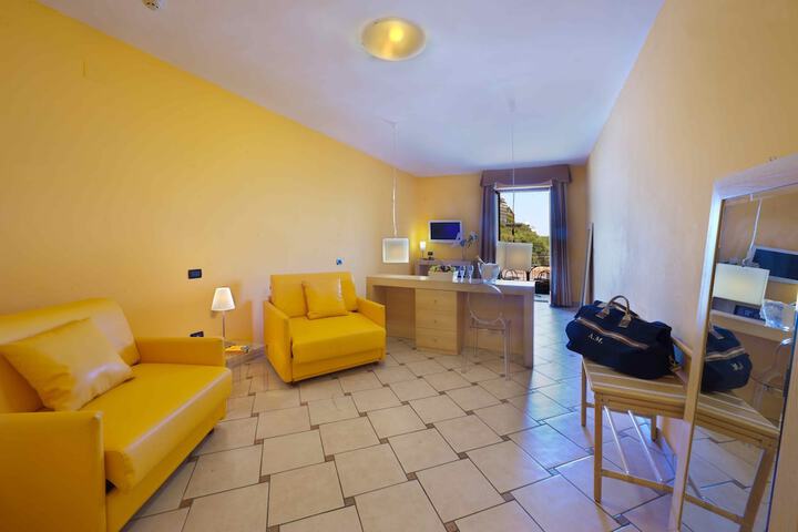 Room 40 of 71