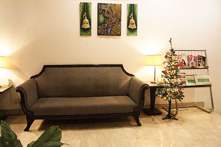 OYO 3558 HOTEL LE GRAND
