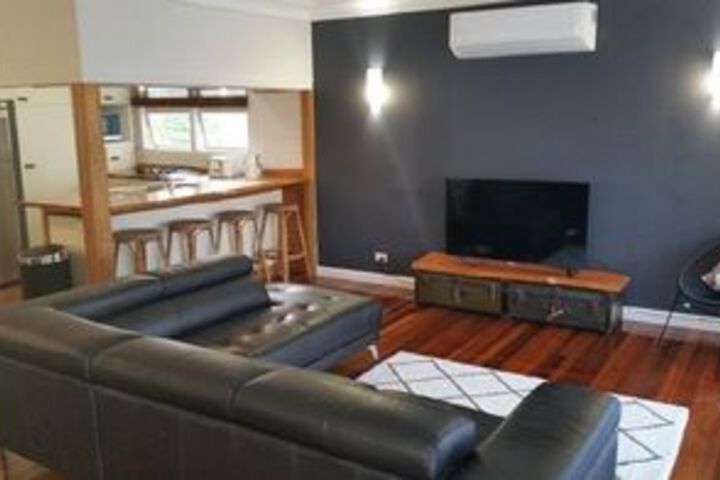 Room 7 of 30