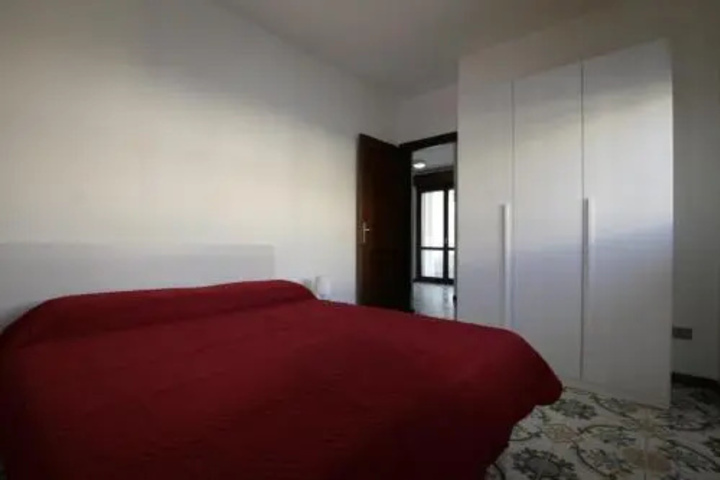 Room 4 of 14