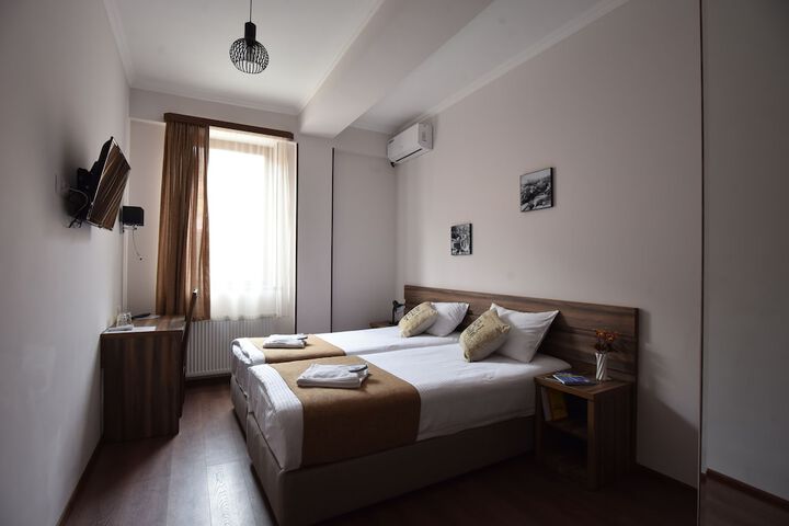 Room 13 of 58