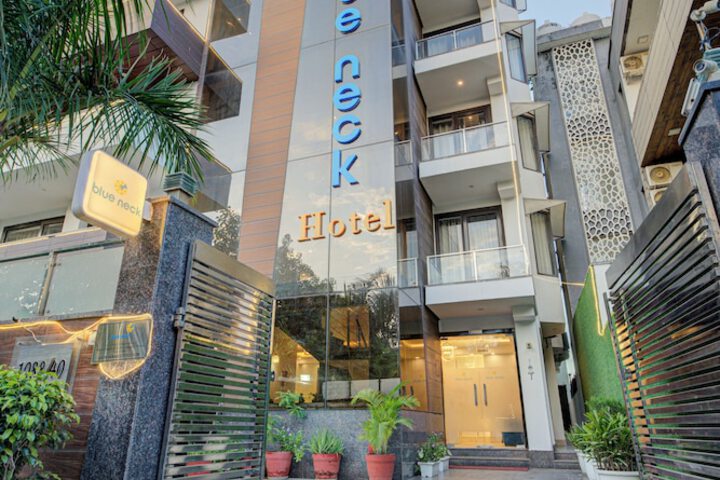 BlueNeck Sec 40 Unitech Cyber Park Gurugram