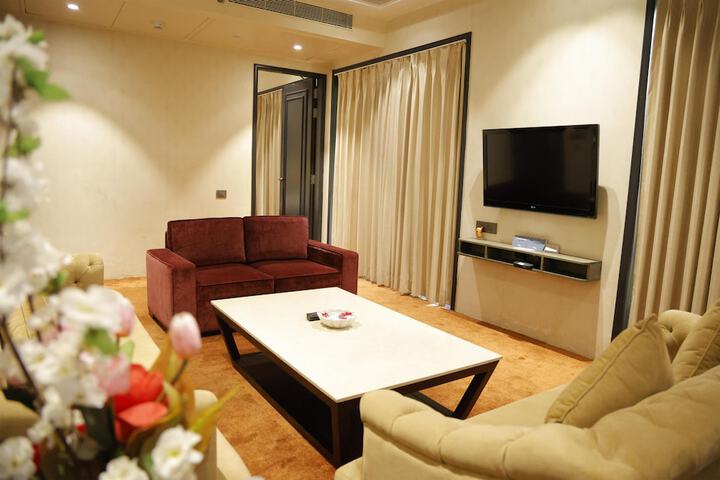 Room 50 of 160