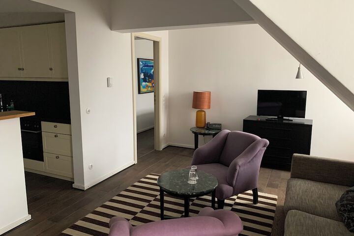 Room 34 of 120