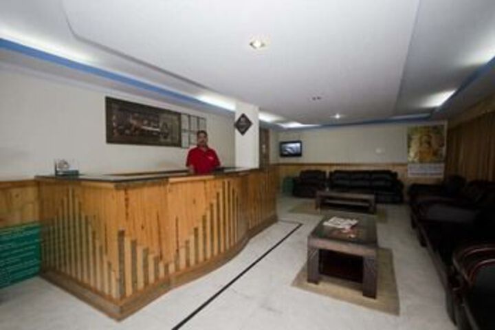 OYO 1638 Hotel a Star Regency