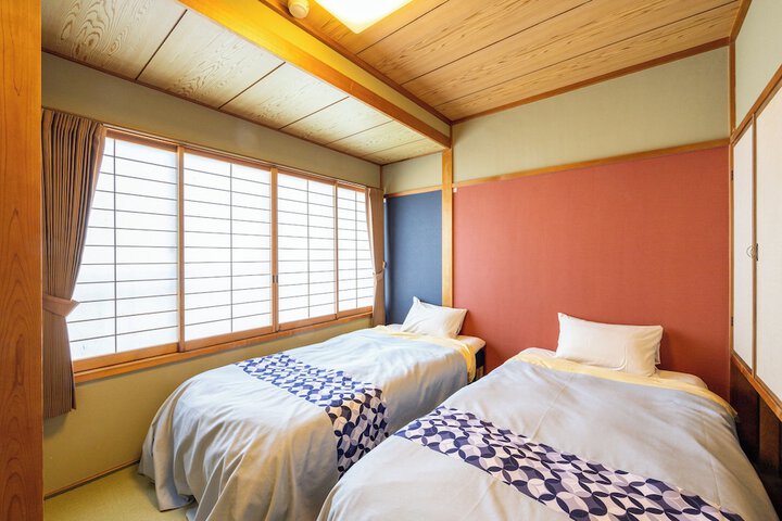 Room 7 of 23