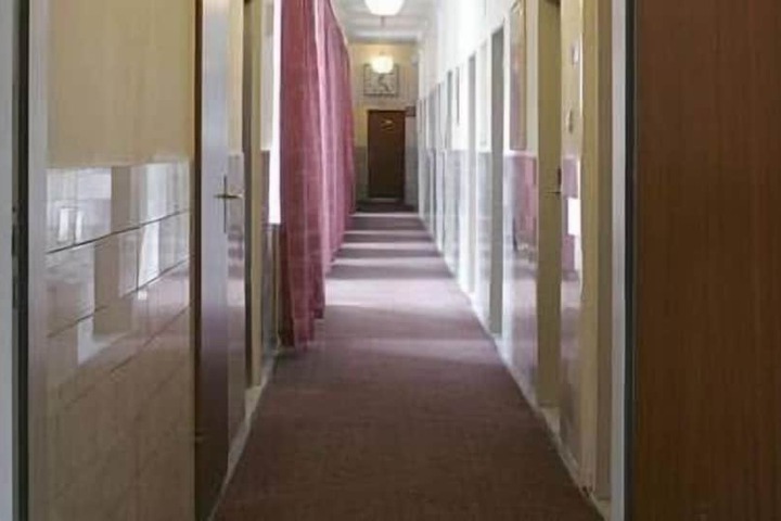 Ballroom/Hall 27 of 31