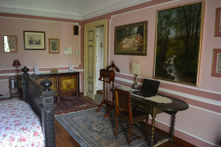 Room 15 of 55