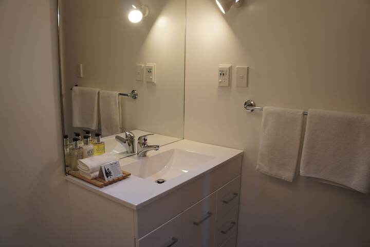 Room 20 of 27