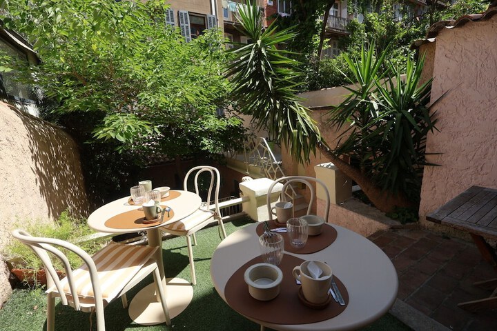 Terrace/Patio 98 of 128