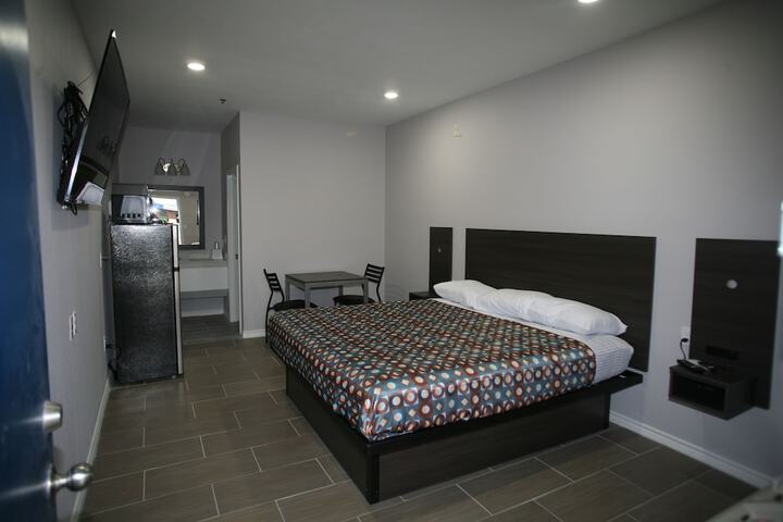 Room 9 of 21