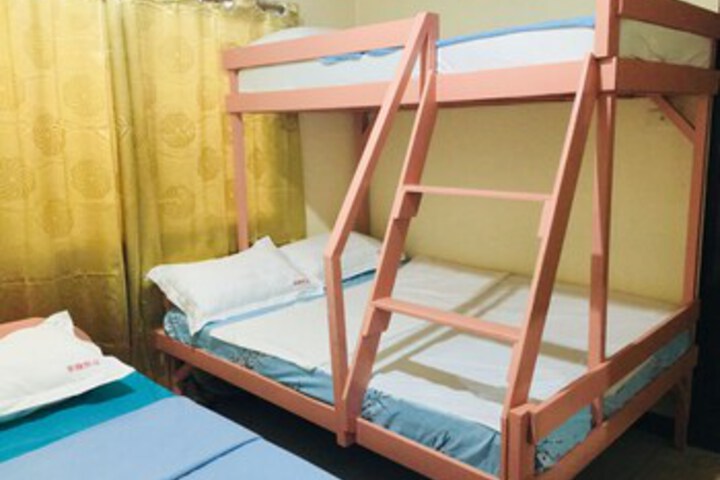 Mactan Backpackers Inn