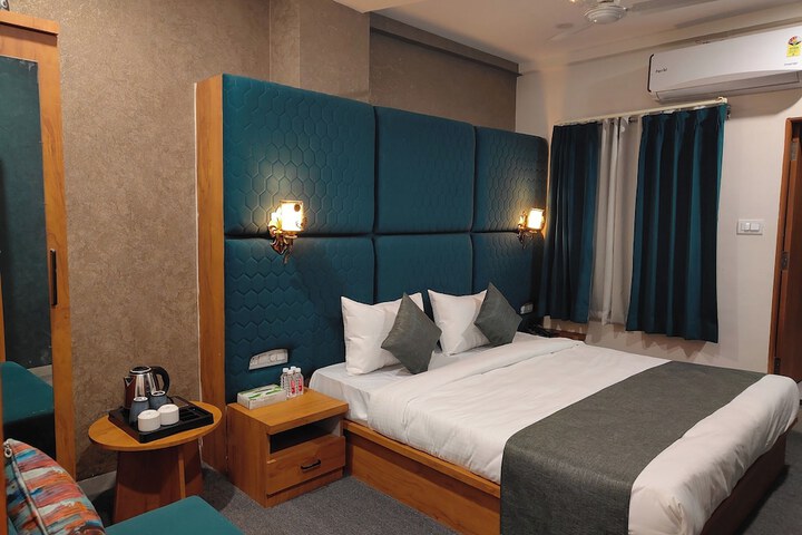 Room 15 of 55