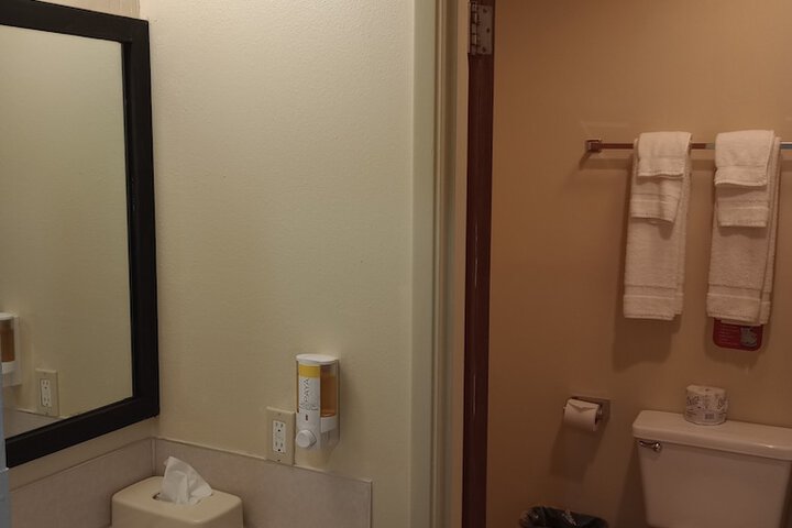 Room 108 of 154