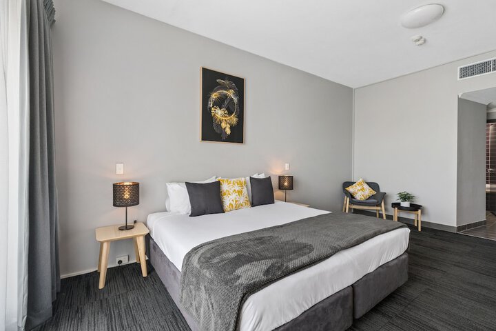 Room 16 of 71