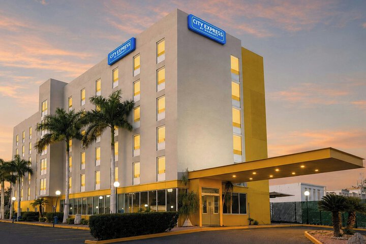 Hotel 55 of 57