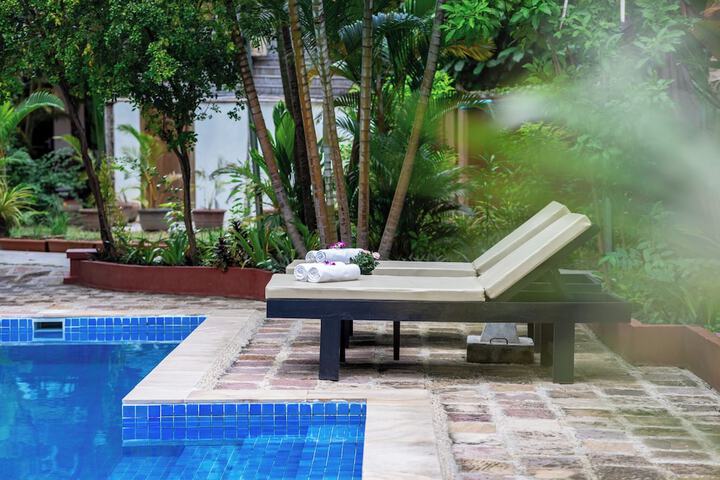 Pool 55 of 75