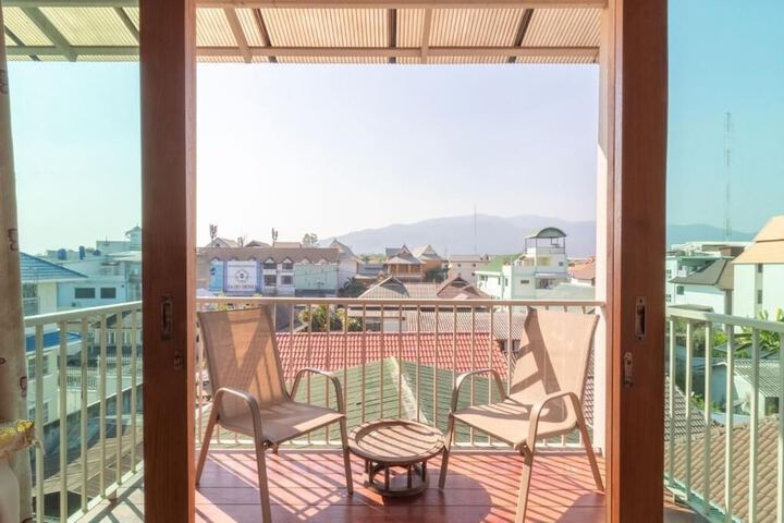 Terrace/Patio 70 of 140