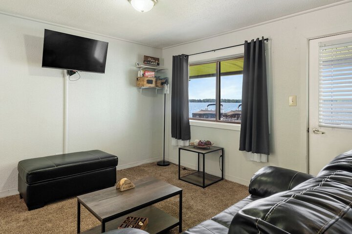 Room 92 of 154
