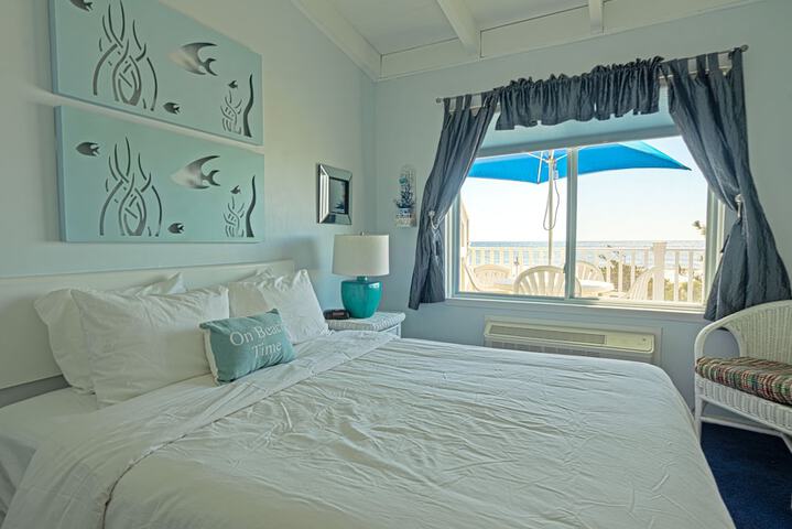 Room 28 of 181