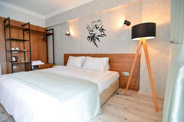 Room 3 of 13
