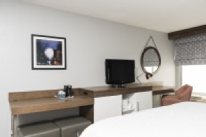 Room 6 of 36