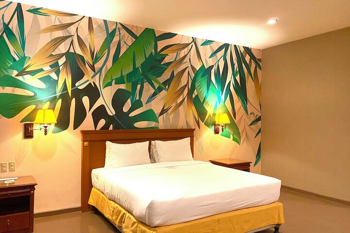 Room 3 of 22