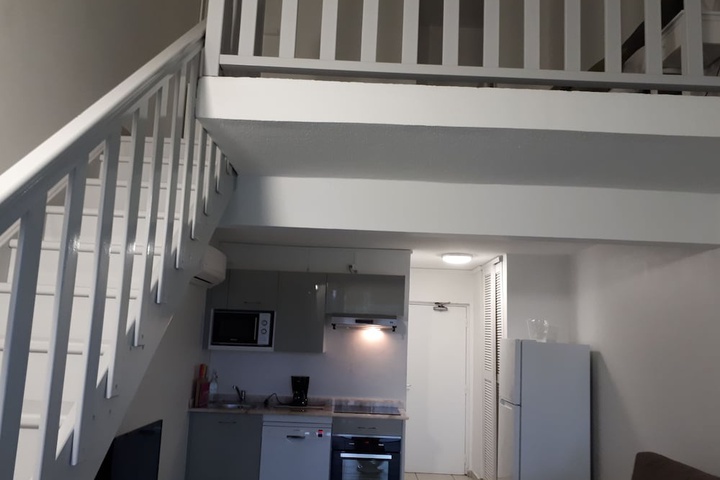 Room 11 of 23