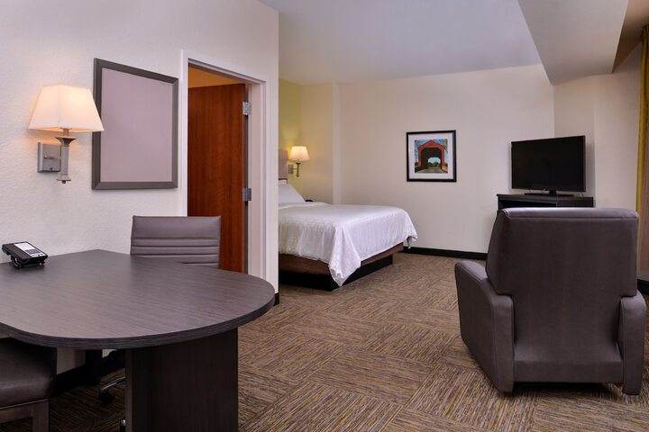 Room 12 of 61