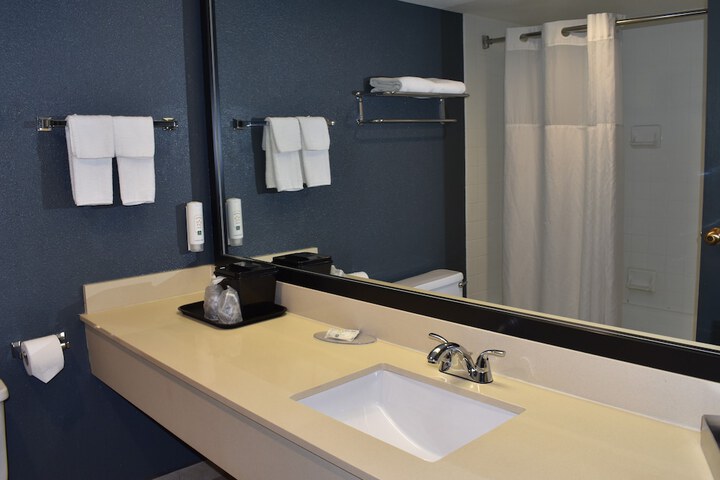 Room 44 of 70