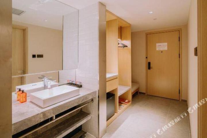 Orange Hotel (Shantou Jinsha East Road Store)