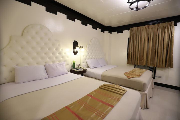 Room 20 of 168